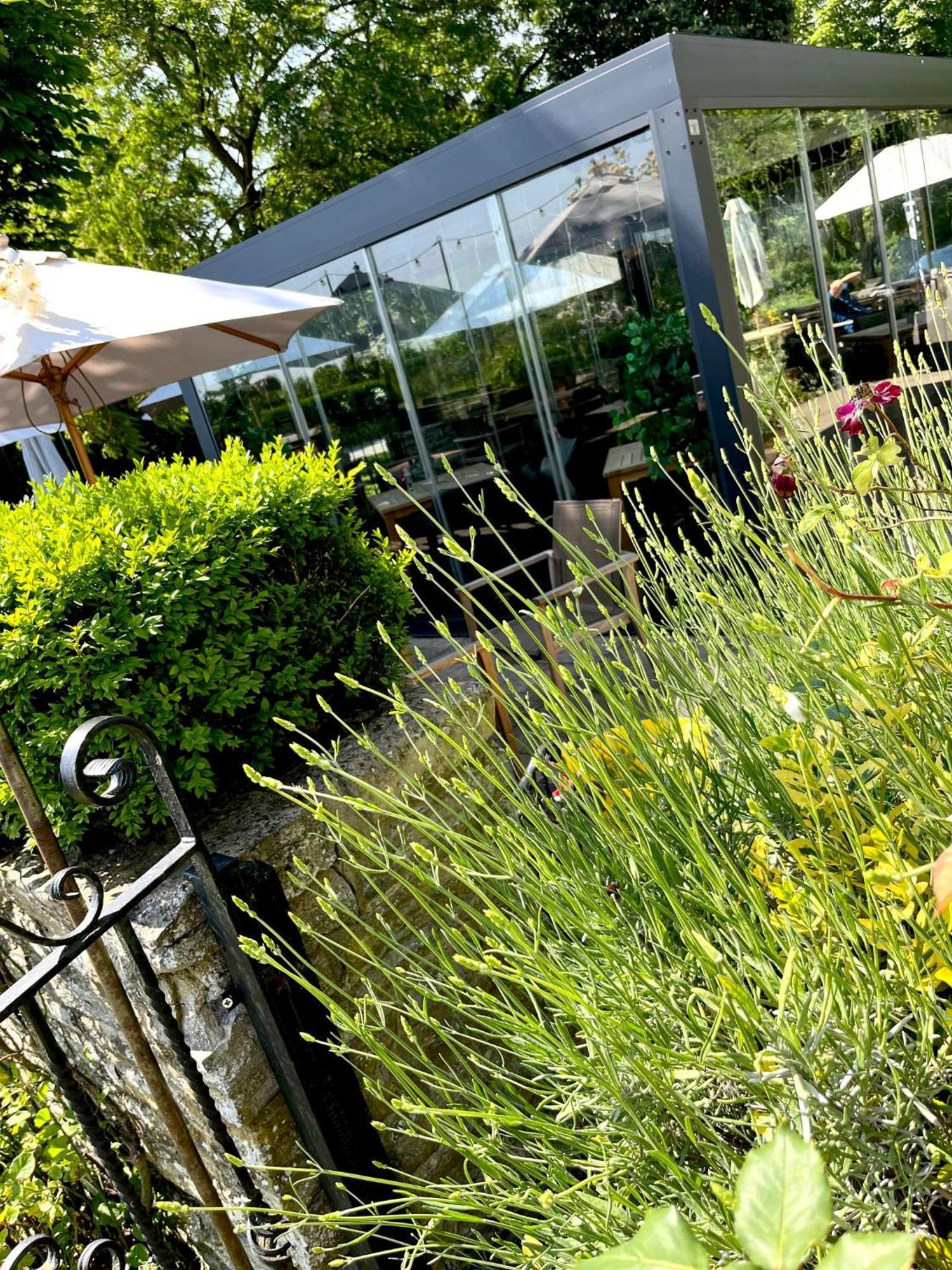 מלון אלסטר The Blue Boar מראה חיצוני תמונה